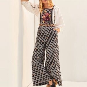 NWOT Anthropologie Embroidered Wide-Leg Jumpsuit 💥
